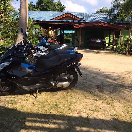 Dragon Hut Resort Haad Yao Exterior foto