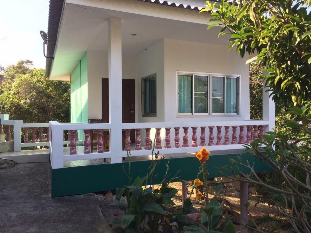 Dragon Hut Resort Haad Yao Exterior foto